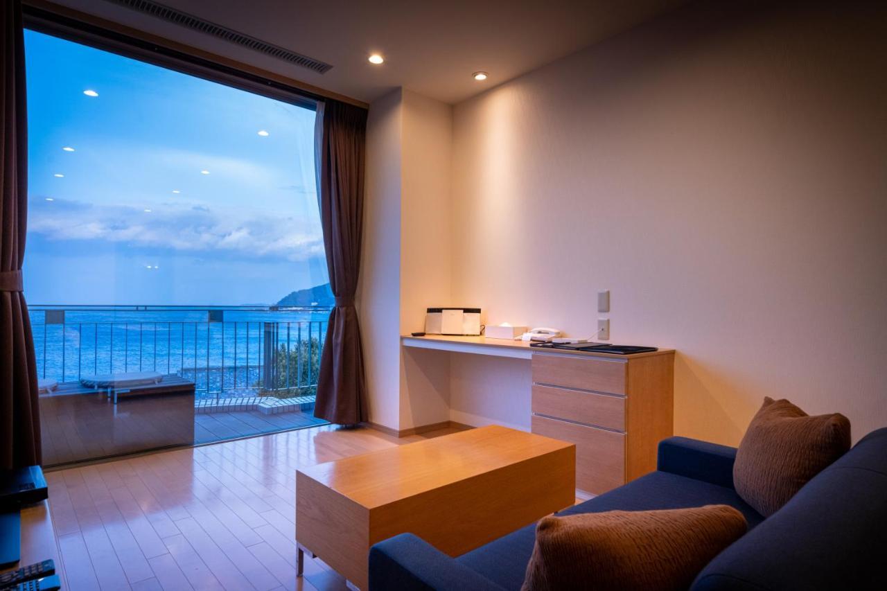 Auberge Fontaine Bleau Atami Eksteriør billede